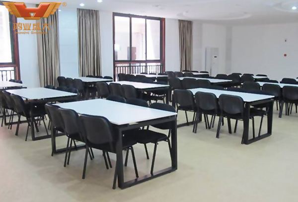 北京大学成都附属实验学校课桌椅配套